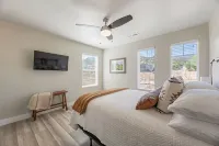 BLACK SHEEP INN Newly Constructed Merino #1 of 4 Units - Boutique