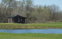 Minutes from Pymatuning, Cabin by the Pond