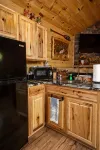 Fishing Cabin w/ Air Purifier