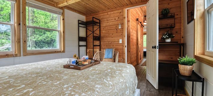 The Cataloochee Tiny Home on the Pigeon River Hotels in Cocke County