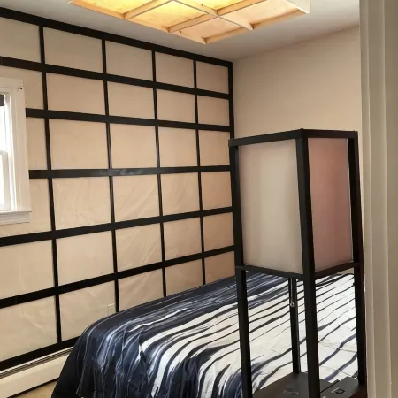 Stockade Japanese Ryokan, King bed, Washer/Dryer