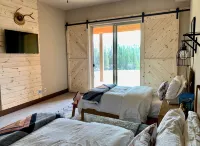 The EDGE:  Picturesque & Secluded Gem - Scenic View - 4 stjerner
