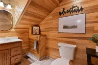 Cozy Couples Cabin! Hidden in the Woods of Hocking Hills! - Hytter