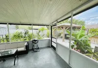 Seabreeze garden oasis, jacuzzi, golf, mins ->beaches - 3 tähden