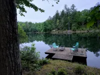Peaceful Lakeside Haven w/private dock; boating, hiking swimming just steps away - 부티크