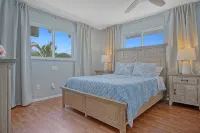 Hgtv-Featured Owner | Private Deeded Beach Path | Mid-Island Fort Myers Beach - アパートメント