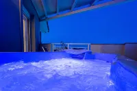 Zante Pantheon Hotel - Bathtub