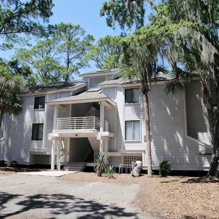 Change your attitude at Changes in Latitude on Edisto Island, And just get away.