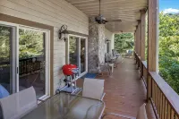 Large & Luxurious Condo in Smoky Mountain Country Club with Washer & Dryer! - Gym