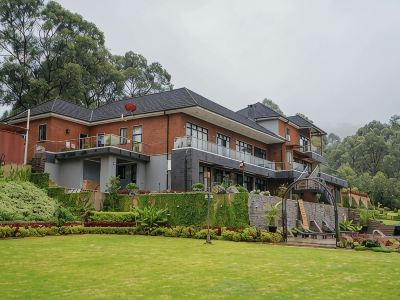 Sharuu Residency