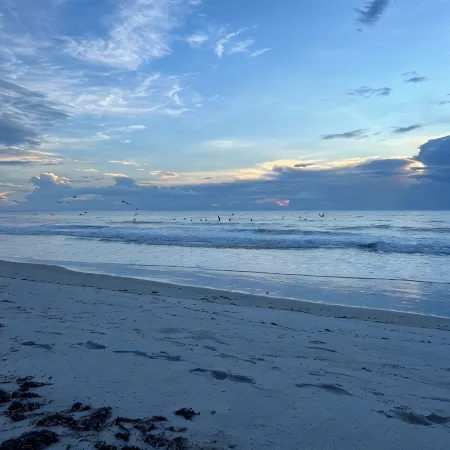 Island Vibes Beach House~ 4 Min. Walk 2 Beach • Heated Pool • King Beds