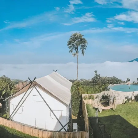 Stratus Resort