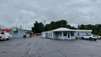 Imperial Motel Near Marion HWY 76 - parking