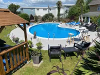 The Belmont - Pool