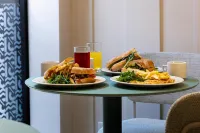 M31Boutique Suites - Breakfast