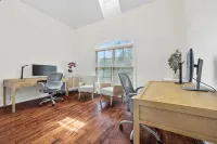 Buckhead Modern Luxury Home with Firepit & Arcade - 무료 와이파이