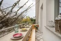 Holiday apartment with a special flair, view of the mountains and close to the lake. - 3 stelle