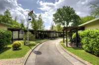 Flaminio Village Bungalow Park - Kamp alanı