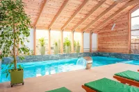 Hotel Forest Green - Pools