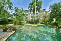 Golden Sands Beachfront Resort - 4 estrellas