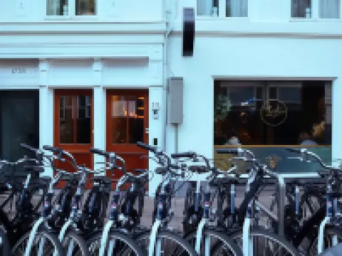 ザ・ビーホステル アムステルダムのホテル