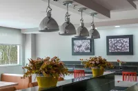 Hotel 5 Inn Plus - พร้อมอาหารเช้า