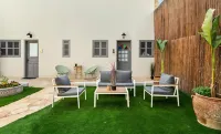 Helios Boutique Suites by la Finca Hotel - ห้องครัว