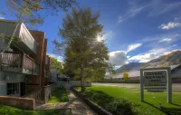 Shadow Mountain Lodge