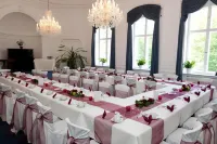 Schlosshotel Ralswiek Hotels in Juliusruh