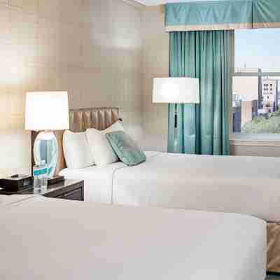 Delta Hotels Bessborough Rooms