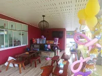 Thipburee Riverside Hotel