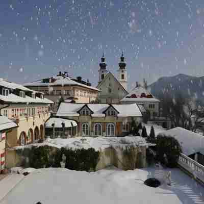 Residenz Heinz Winkler Hotel Exterior