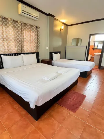 Local Guesthouse Hotels in 