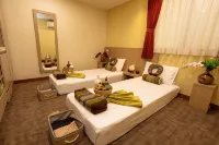 โรงแรมคุเระทาเกะโซ่ ศรีราชา ประเทศไทย - ที่มีที่จอดรถ