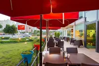 The Room Hotel & Apartments