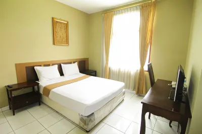 Hotel Grand Situ Buleud Hotel dekat Karya Tani