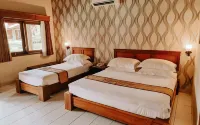 Kalibaru Cottages 타만 나셔널 메루 베티리, 수카메이드 주변 호텔
