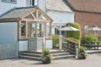 The Bell Alderminster Hotels in Alderminster
