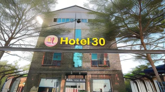 Hotel 30