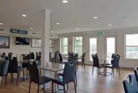 Lake Hudson Inn