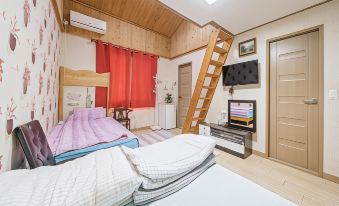 Jeju Gogung Pension-Type Guest House