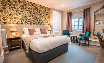 Harper's Steakhouse with Rooms, Southampton Swanwick Marina