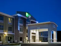 Holiday Inn Express & Suites Carlisle - Harrisburg Area Hotel dekat St Patrick Catholic Church