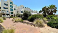 GW945 Gugel Waves Amazing Seaview Apartments Hotels in Nahariyya