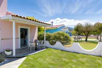 Villa Amorossa with Garden View & Shared Pool by Konnect, Roda Corfu