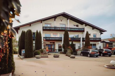 Hotel & Gasthof Wagner Hotels in Kühbach