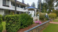 Clifford Park Motor Inn Hotel di Newtown