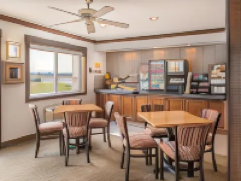 Days Inn by Wyndham Osage Beach Lake of the Ozarks Hotels in Pawhuska Township