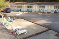 Robbins Motel Hotels in Hancock