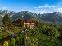 Taj Dal View Srinagar فنادق في سريناغار